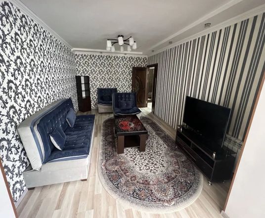 Сотувда 3 хонали квартира, 72 м²