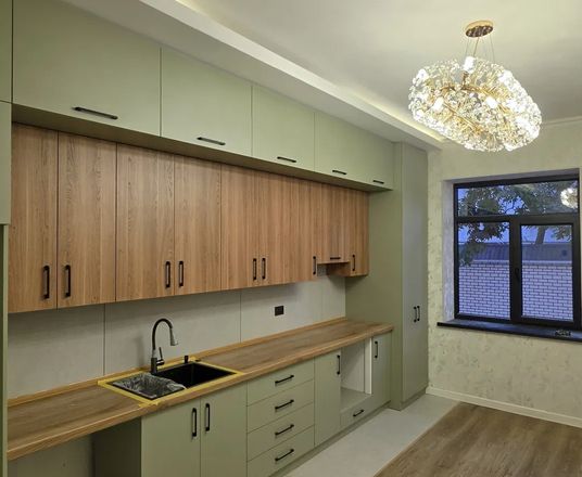 Сотувда 3 хонали квартира, 82 м²