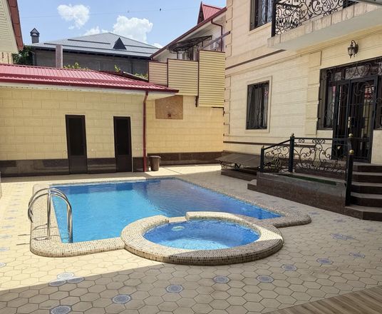 В продаже дом, 250 м², 2 этажа, 6 сот.