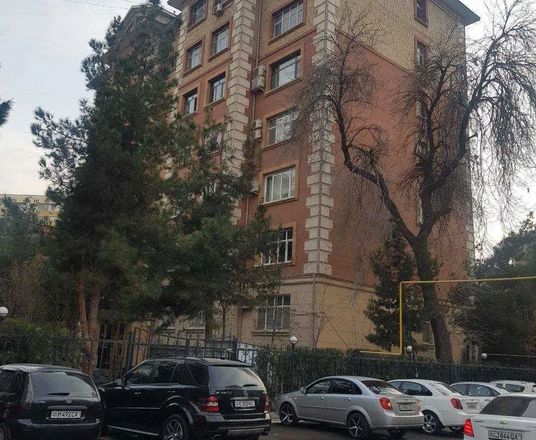 В продаже 4-комн. квартира, 180 м²