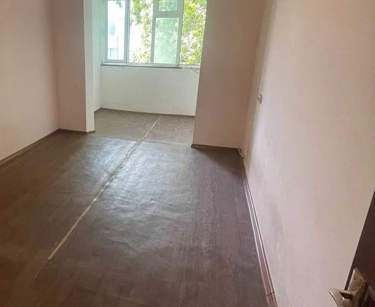 Сотувда 3 хонали квартира, 72 м²