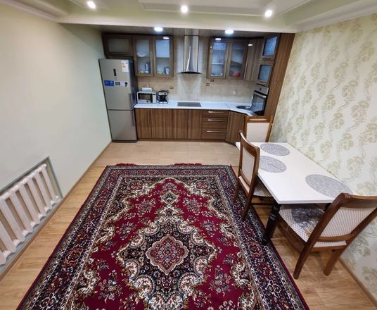 Сотувда 3 хонали квартира, 82 м²