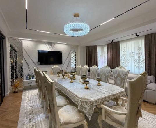 Сотувда 4 хонали квартира, 190 м²