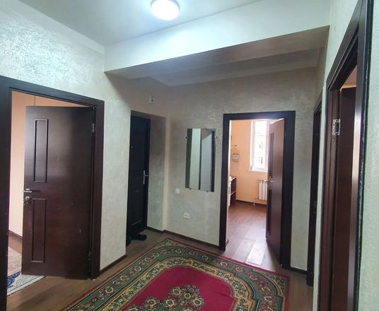 Сотувда 3 хонали квартира, 51 м²