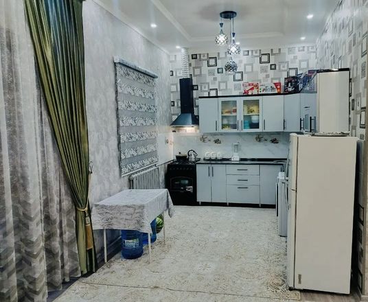 В продаже дом, 300 м², 1 этаж, 3 сот.