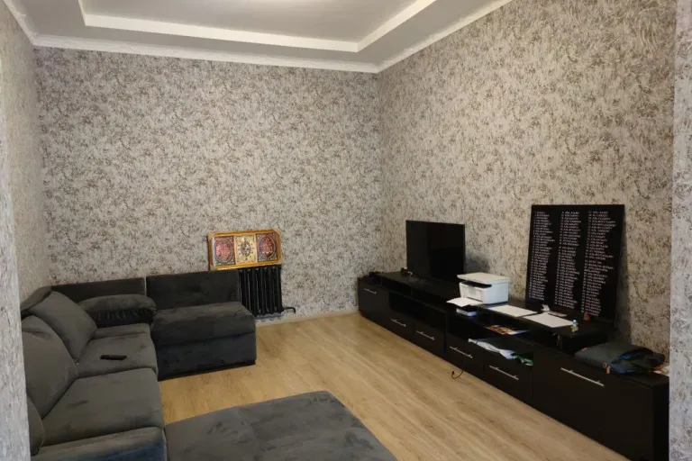 В продаже дом, 783.78 м², 1 этаж, 5,3025 га