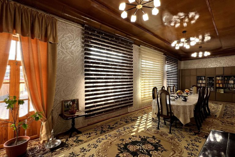 Сотувда уй, 700 м², 1 қаватли, 7 сот.