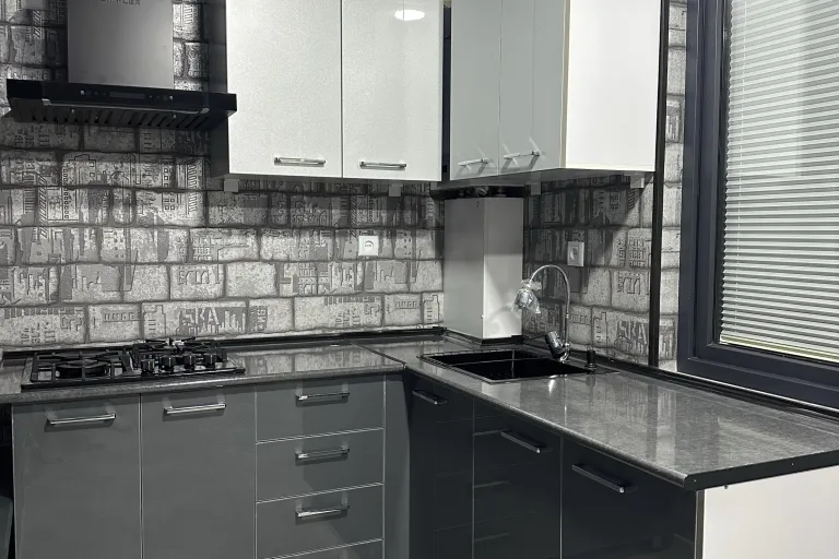 Сотувда 3 хонали квартира, 53 м²