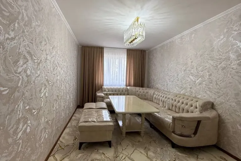 Сотувда 3 хонали квартира, 65 м²