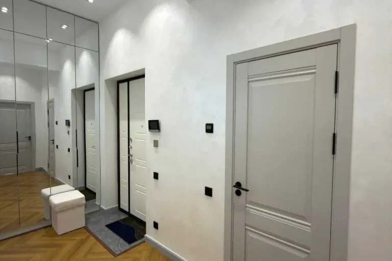 Сотувда 2 хонали квартира, 55 м²