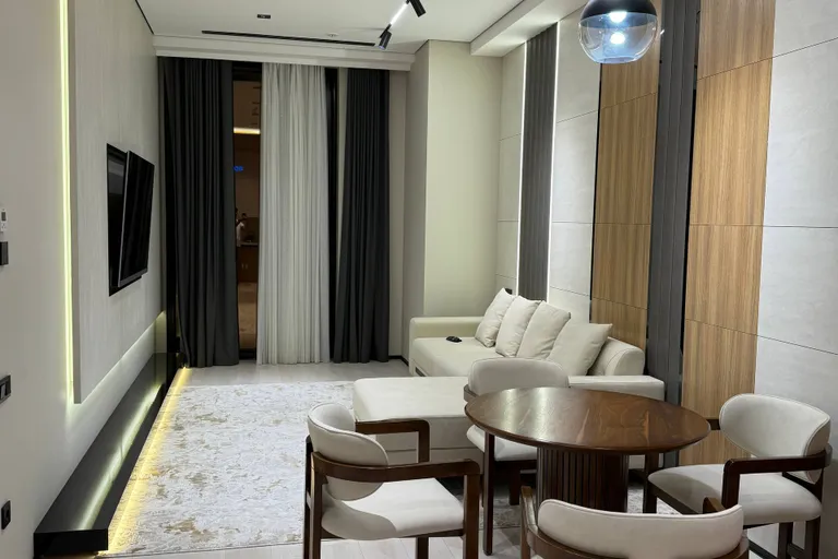 Сотувда 2 хонали квартира, 59 м²