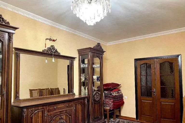 3-комн. квартира, 80 м², 5/5 этаж