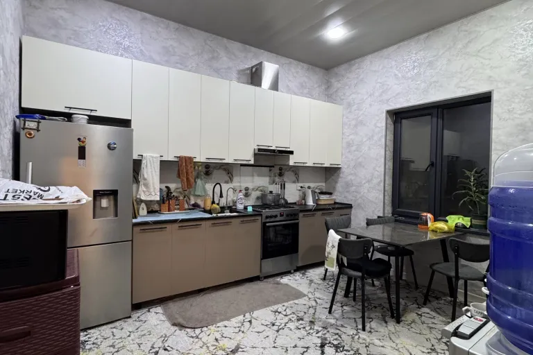 В продаже дом, 350 м², 1 этаж, 3,5 сот.