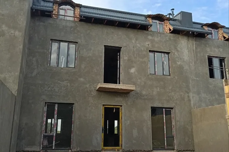 В продаже дом, 440 м², 3 этажа, 2,2 сот.