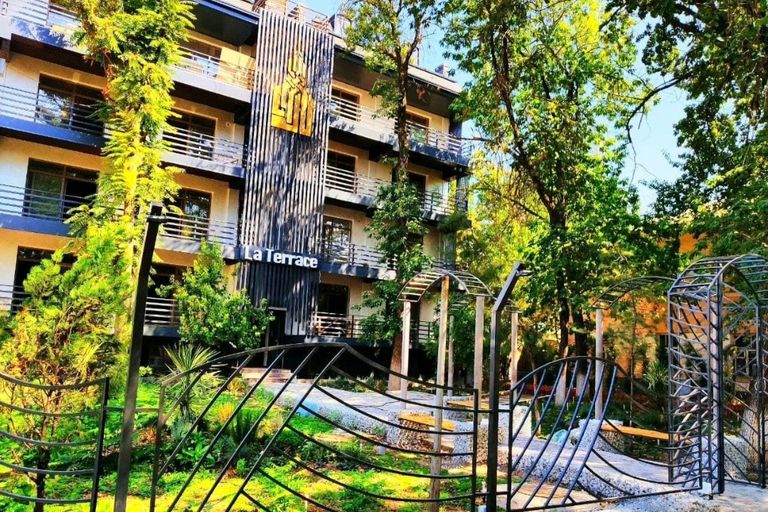 В продаже 2-комн. квартира, 42 м²