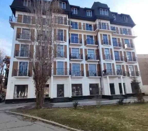 4+-комн. квартира, 128 м², 2/6 этаж