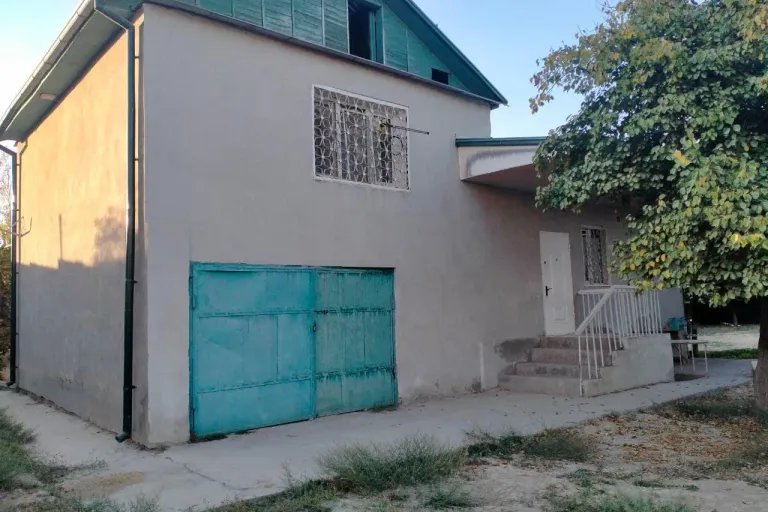 Сотувда уй, 600 м², 2 қаватли, 6 га