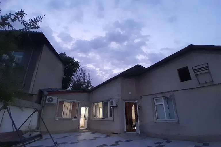 В продаже дом, 350 м², 2 этажа, 3,5 сот.