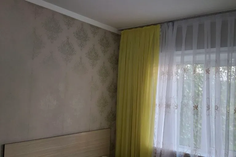 Сотувда 3 хонали квартира, 68 м²