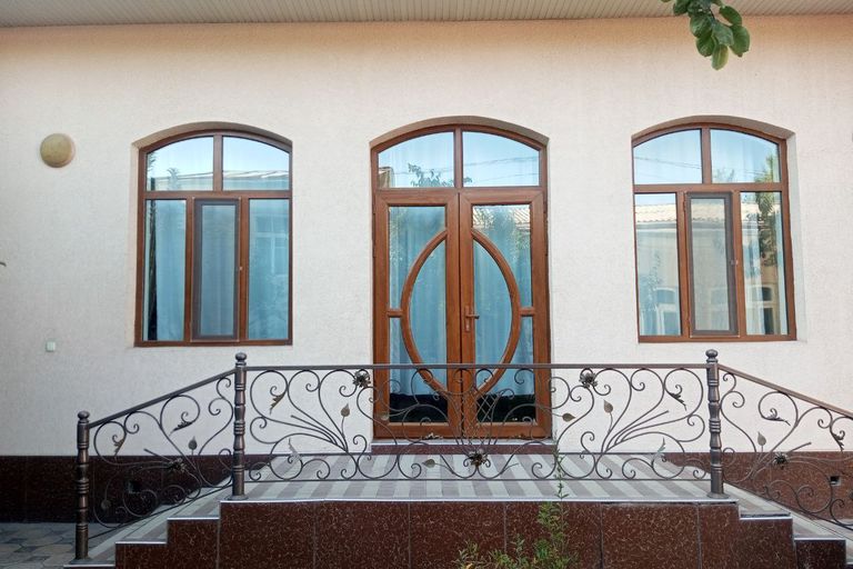 Дом, 300 м², 2 этажа, 7 сот.