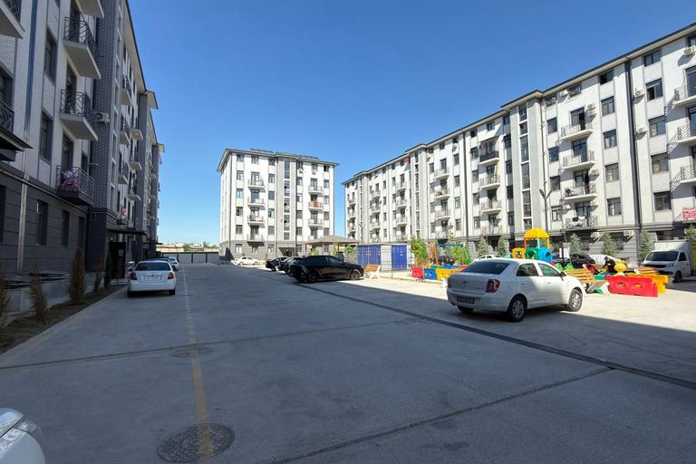 Сотувда 3 хонали квартира, 85 м²