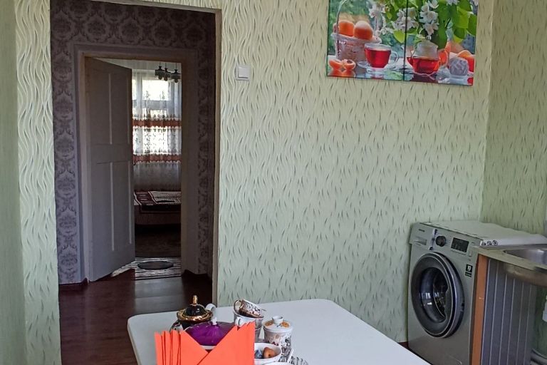 3-комн. квартира, 70 м², 2/2 этаж