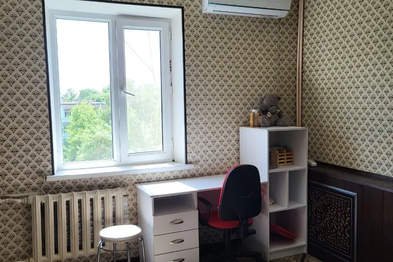 В продаже 1-комн. квартира, 42 м²
