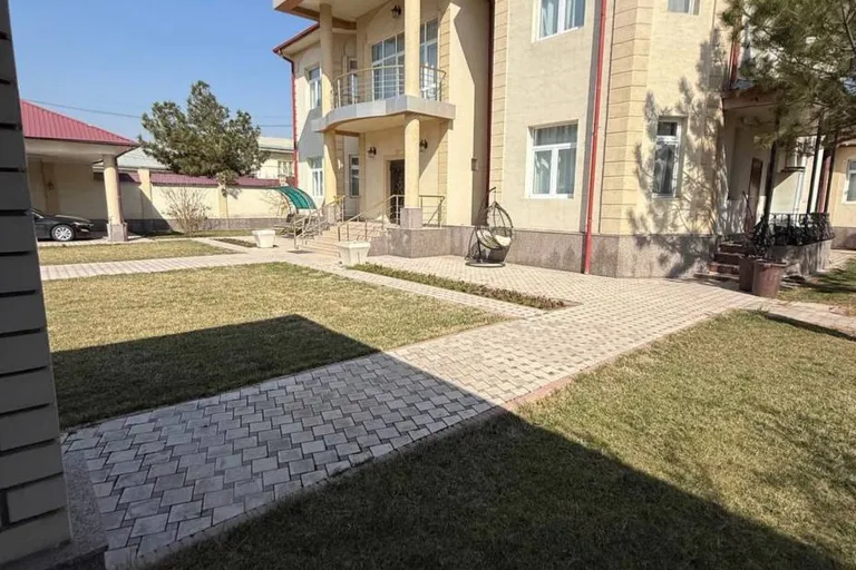 В продаже дом, 500 м², 2 этажа, 11 сот.