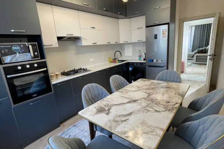 Сотувда 3 хонали квартира, 73 м²