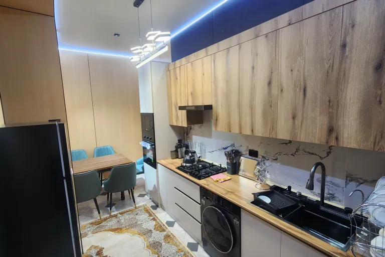 В продаже 3-комн. квартира, 165 м²