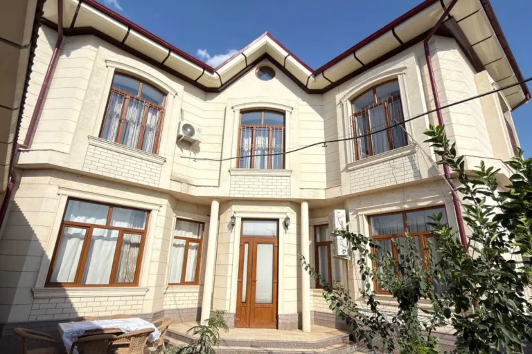 В продаже дом, 227 м², 2 этажа, 3 сот.