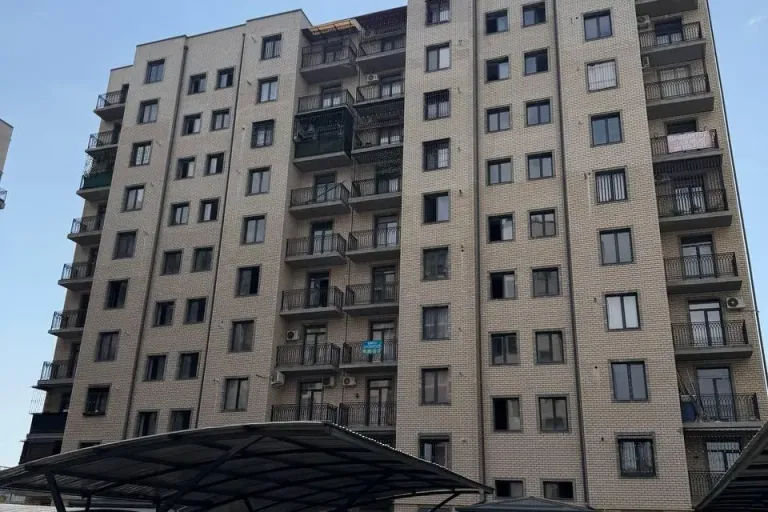 В продаже 2-комн. квартира, 77 м²