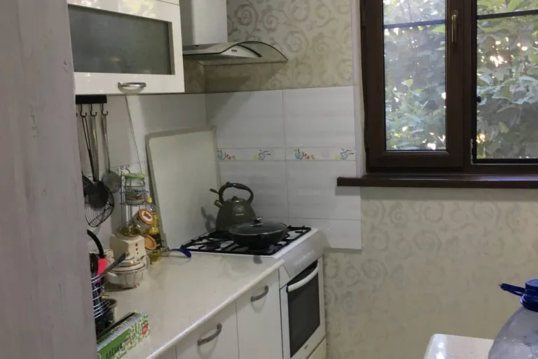 Сотувда 3 хонали квартира, 67 м²