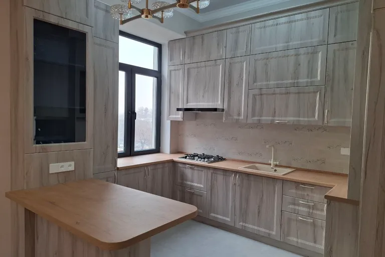 В продаже 4-комн. квартира, 92 м²