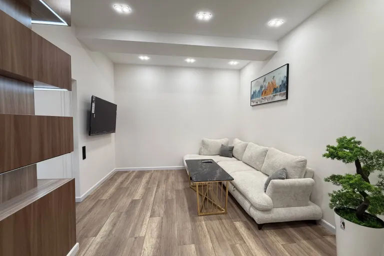 В продаже 2-комн. квартира, 44 м²