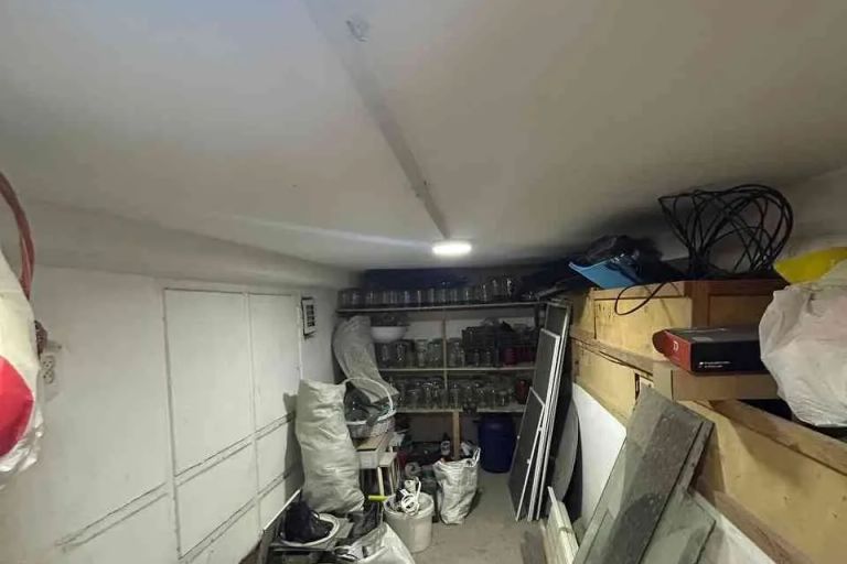 4+-комн. квартира, 95 м², 1/5 этаж