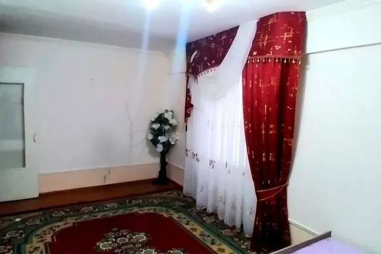 Сотувда 1 хонали квартира, 52 м²