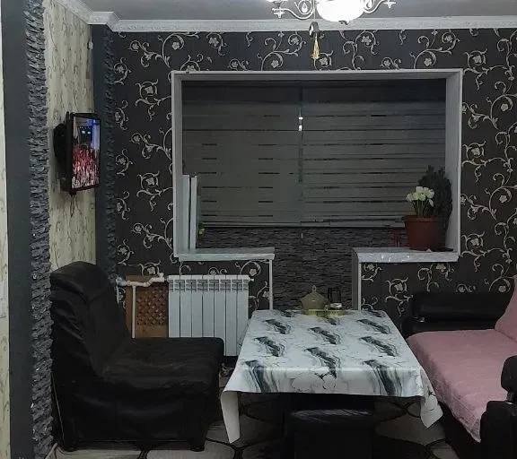 Сотувда 3 хонали квартира, 80 м²