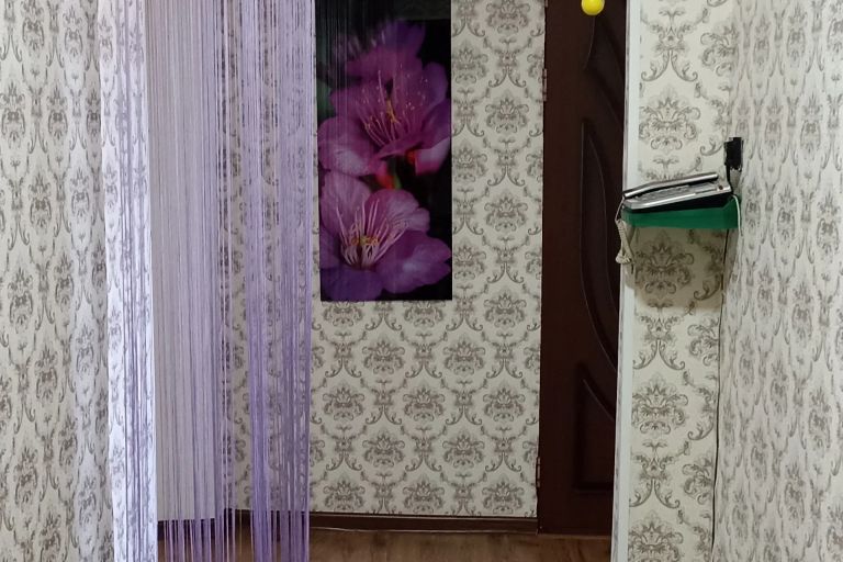 3-комн. квартира, 70 м², 2/2 этаж