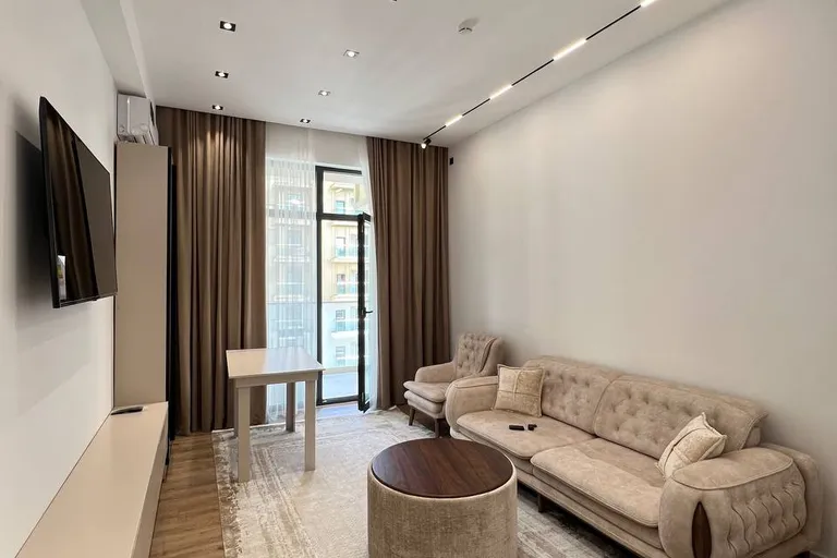 Сотувда 2 хонали квартира, 70 м²