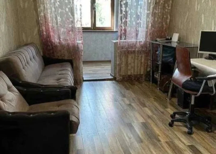 Сотувда 2 хонали квартира, 60 м²