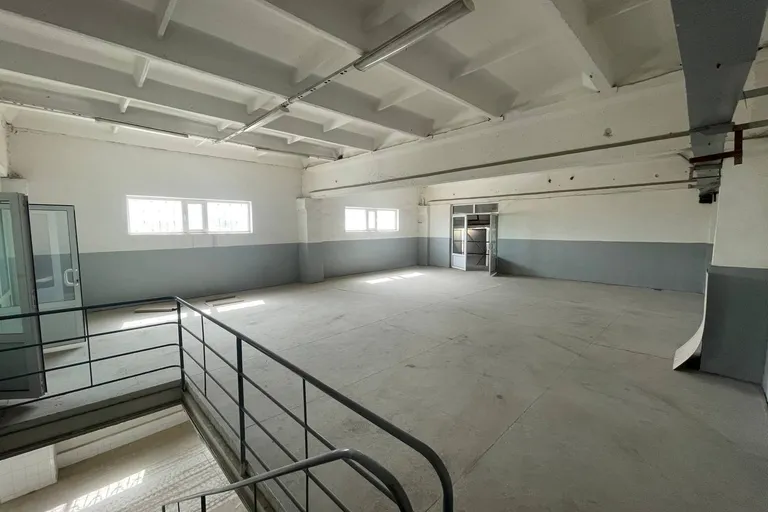 В продаже дом, 816 м², 1 этаж, 8,1 сот.