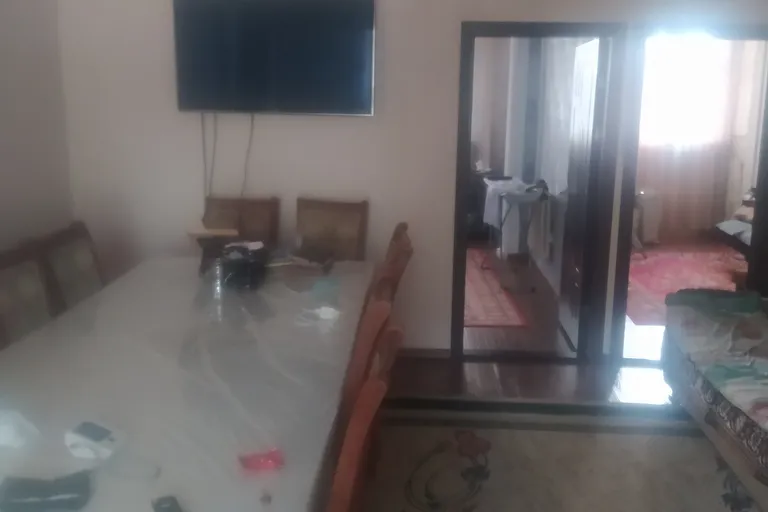 Сотувда 3 хонали квартира, 98 м²