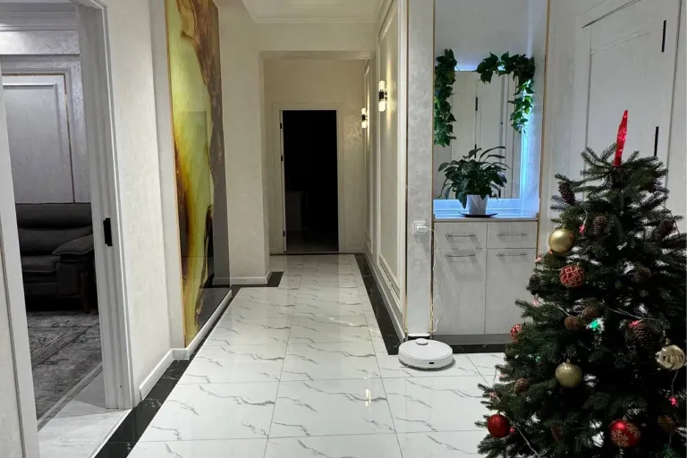 Сотувда 3 хонали квартира, 94 м²