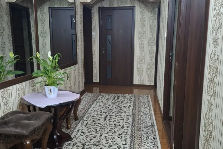 Сотувда 4 хонали квартира, 110 м²