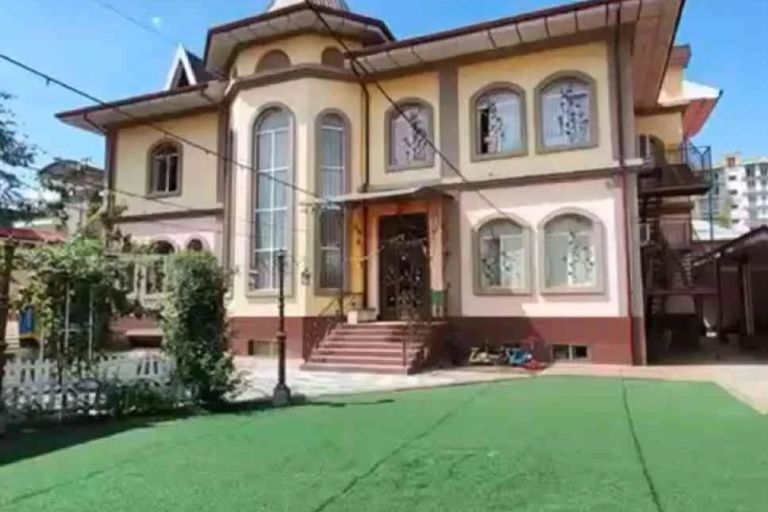 Ҳовли уй, 1200 м², 1 қават, 12 сот.