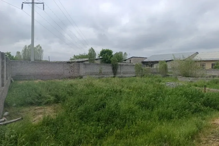 Сотувда ер участкаси, 6 сот.