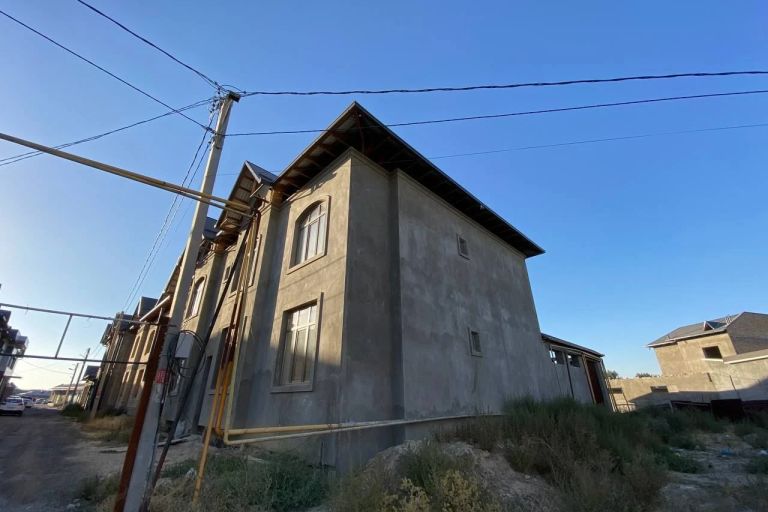 Дом, 600 м², 3 этажа, 6 сот.