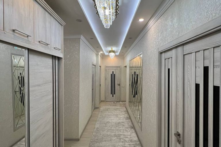 4-комн. квартира, 108 м², 5/5 этаж