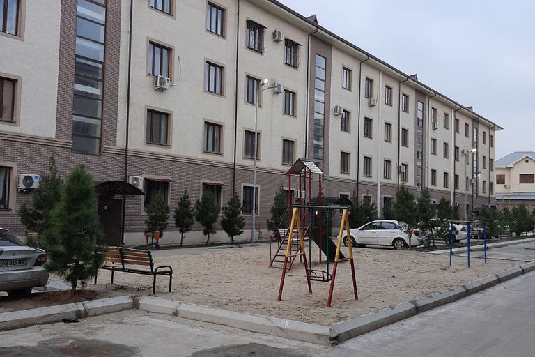 Сотувда 2 хонали квартира, 60 м²